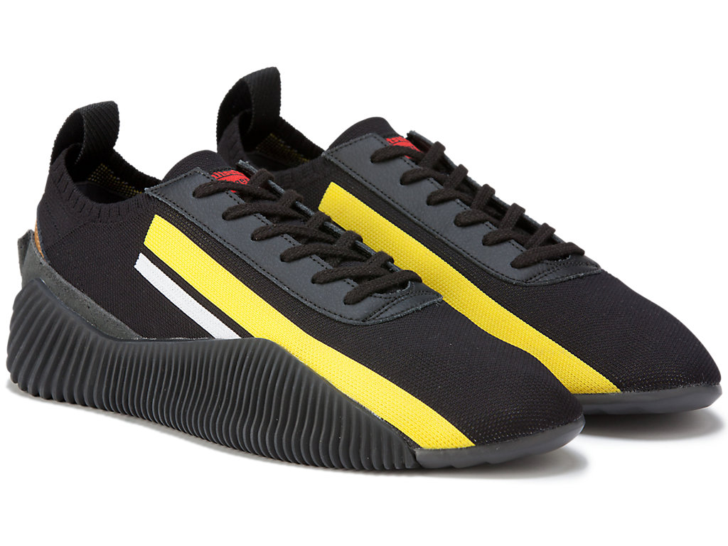 Men's Onitsuka Tiger Acromount Knit Shoes Black/Vibrant Yellow | 08975ULMG