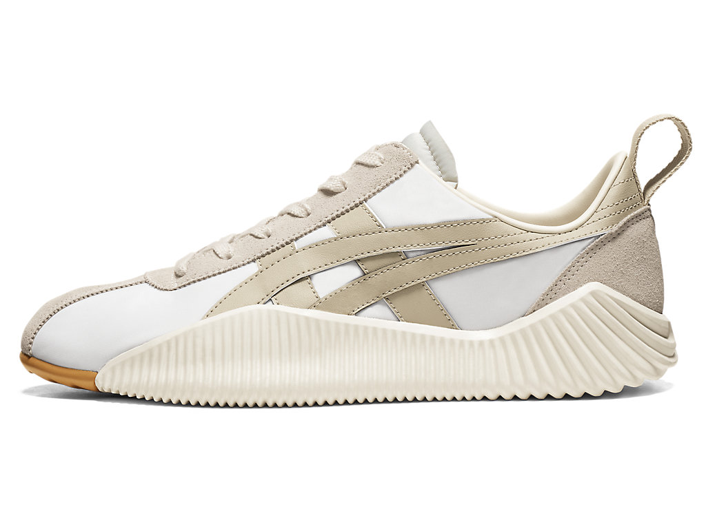 Men's Onitsuka Tiger Acromount Shoes Cream/Putty | 91763BDRQ