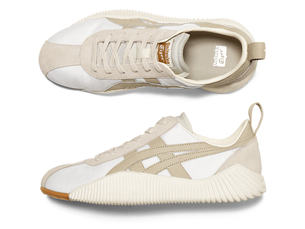 Men's Onitsuka Tiger Acromount Shoes Cream/Putty | 91763BDRQ