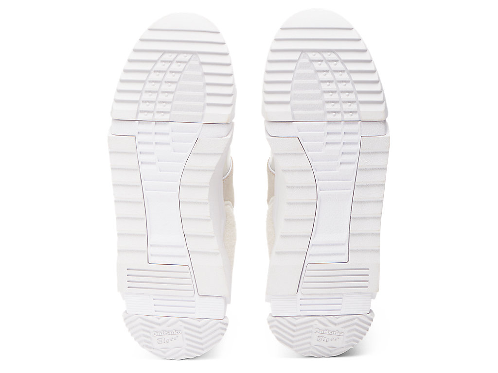 Men's Onitsuka Tiger D-trainer™ Slip-on Shoes White/White | 78294IYJZ