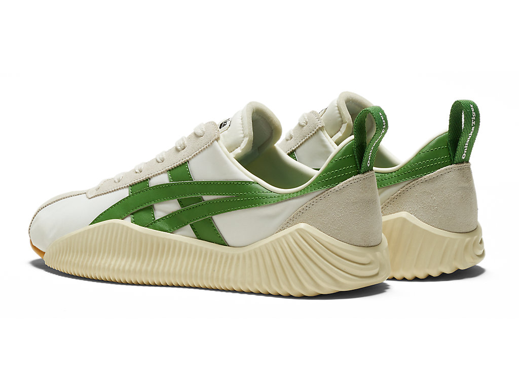 Women's Onitsuka Tiger Acromount Shoes Cream/Spinach Green | 67801CEZM