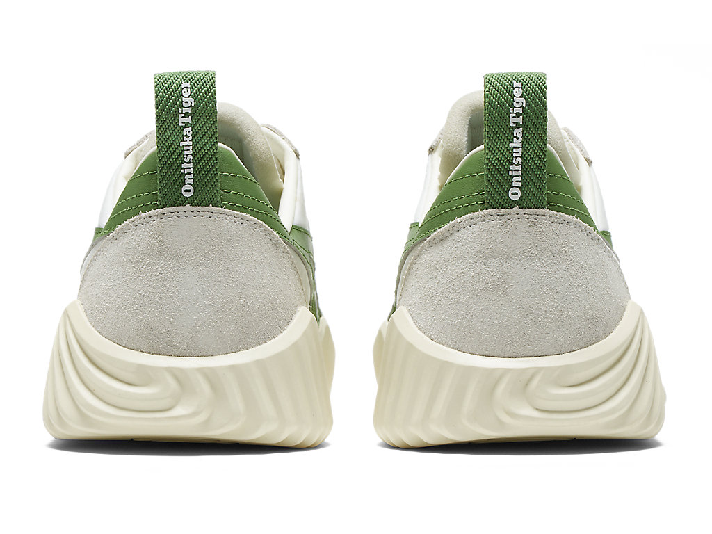 Women's Onitsuka Tiger Acromount Shoes Cream/Spinach Green | 67801CEZM