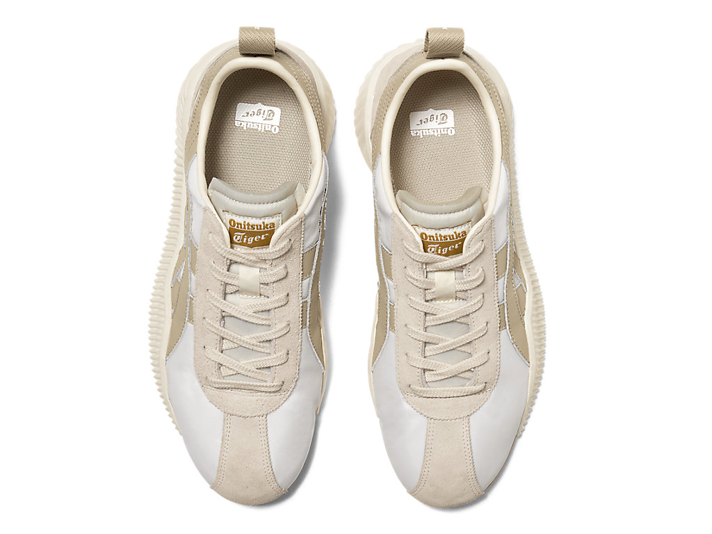 Women's Onitsuka Tiger Acromount Shoes Cream/Putty | 75103QDGM