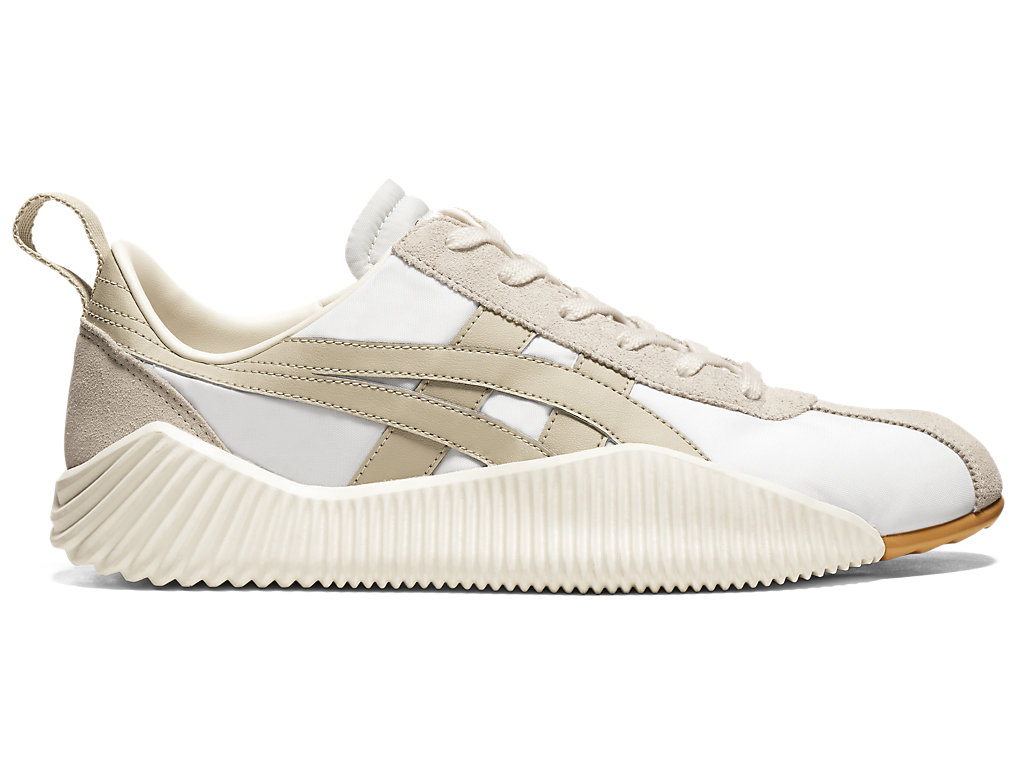 Women\'s Onitsuka Tiger Acromount Shoes Cream/Putty | 75103QDGM